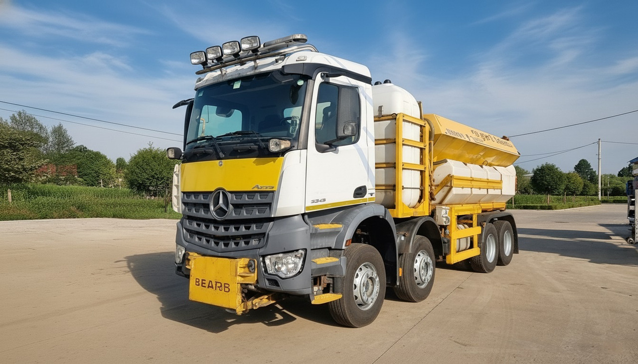 MERCEDES-BENZ AROCS 3243 8x4 | Euro 6 | Piaskarko Solarka Econ 12m³ - Xe dọn tuyết: hình 1 MERCEDES-BENZ AROCS 3243 8x4 | Euro 6 | Piaskarko Solarka Econ 12m³ - Xe dọn tuyết: hình 1