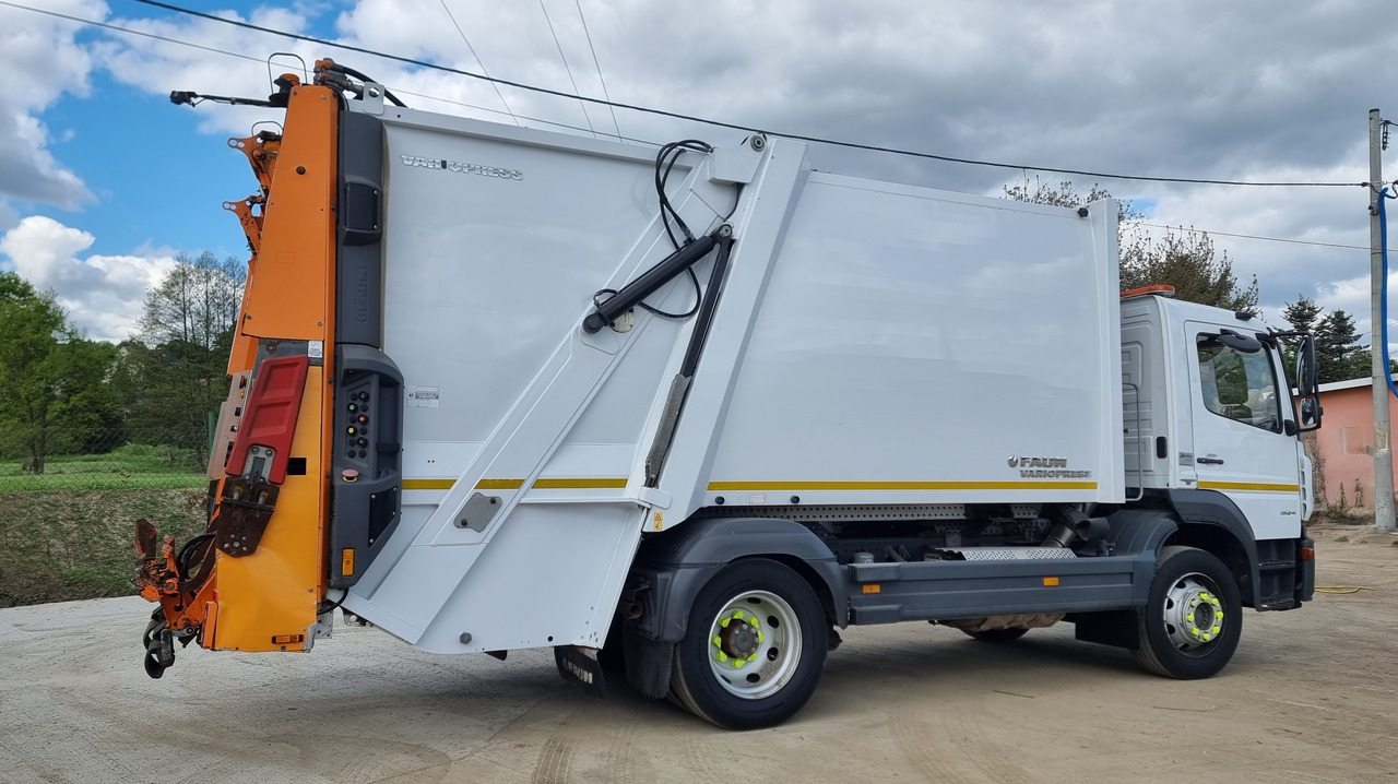 Mercedes Benz ATEGO 1524 - Xe tải chở rác: hình 3 Mercedes Benz ATEGO 1524 - Xe tải chở rác: hình 3