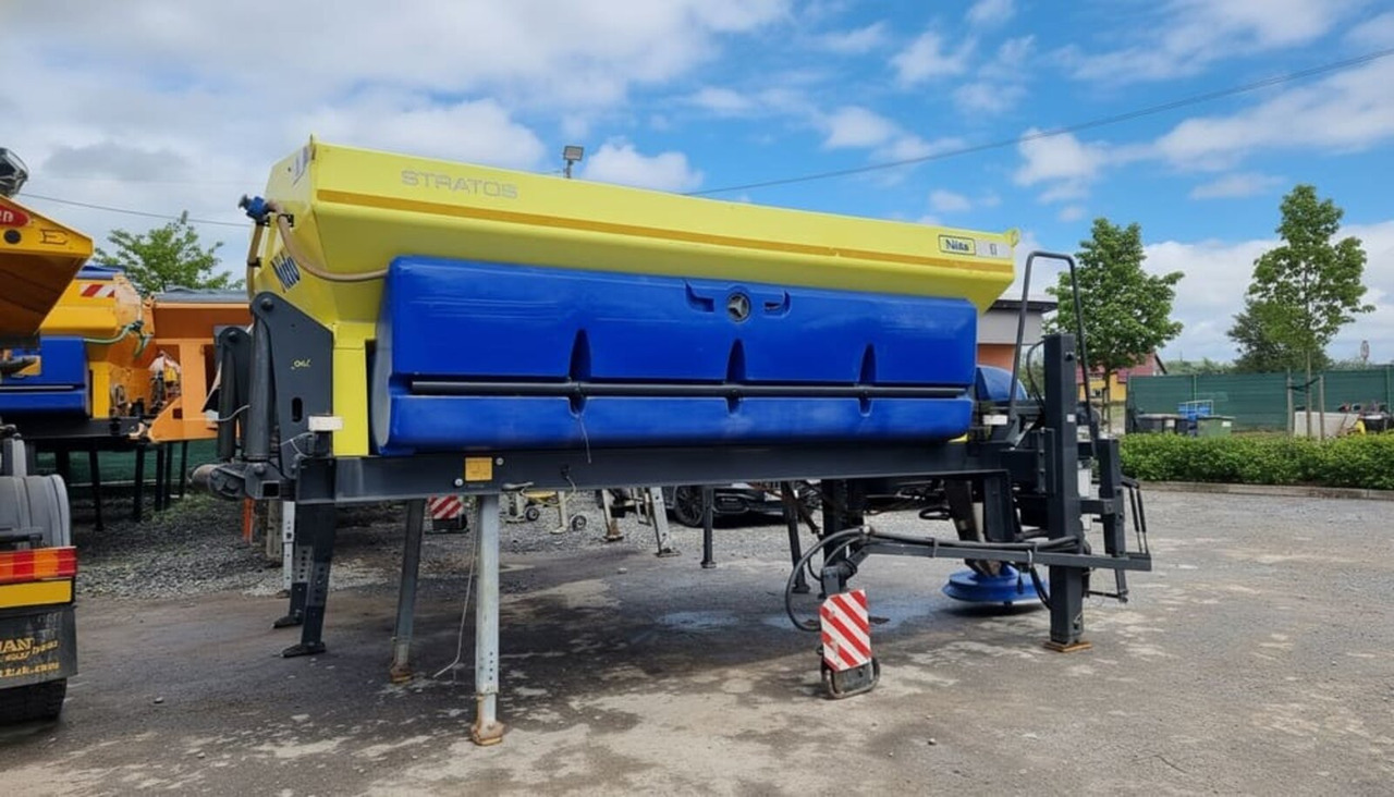 SCHMIDT Stratos Nido B70-42 - Máy dàn trải cát/ Muối cho Máy dàn trải cát/ Muối: hình 2 SCHMIDT Stratos Nido B70-42 - Máy dàn trải cát/ Muối cho Máy dàn trải cát/ Muối: hình 2