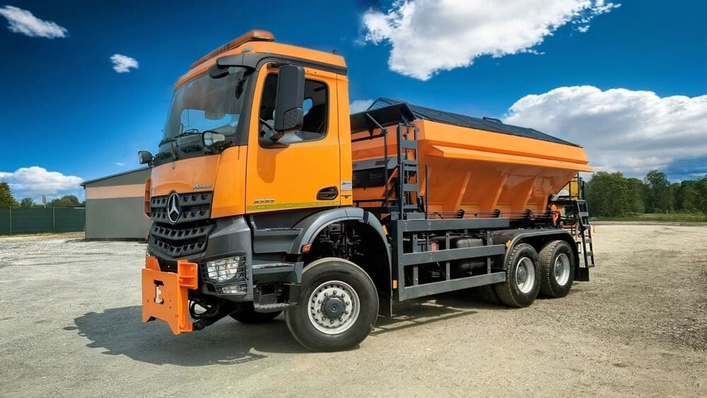 Mercedes-Benz AROCS 3333 6x6 - Xe tải: hình 3 Mercedes-Benz AROCS 3333 6x6 - Xe tải: hình 3