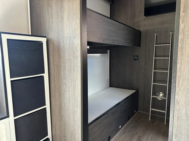 Sơ mi rơ moóc QUALITY TRAILERS Camper 4x bed keuken douche toilet laadklep: hình 10