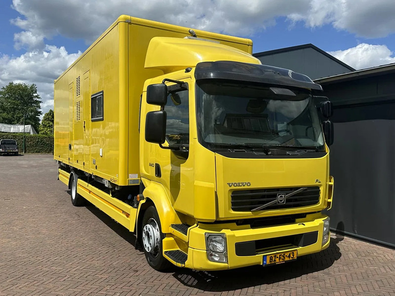 Volvo FL 12.240 BDF ST.AIRCO+ KACHEL, DOUCHE, 2X BED, WASBAK - Xe tải hộp: hình 1 Volvo FL 12.240 BDF ST.AIRCO+ KACHEL, DOUCHE, 2X BED, WASBAK - Xe tải hộp: hình 1