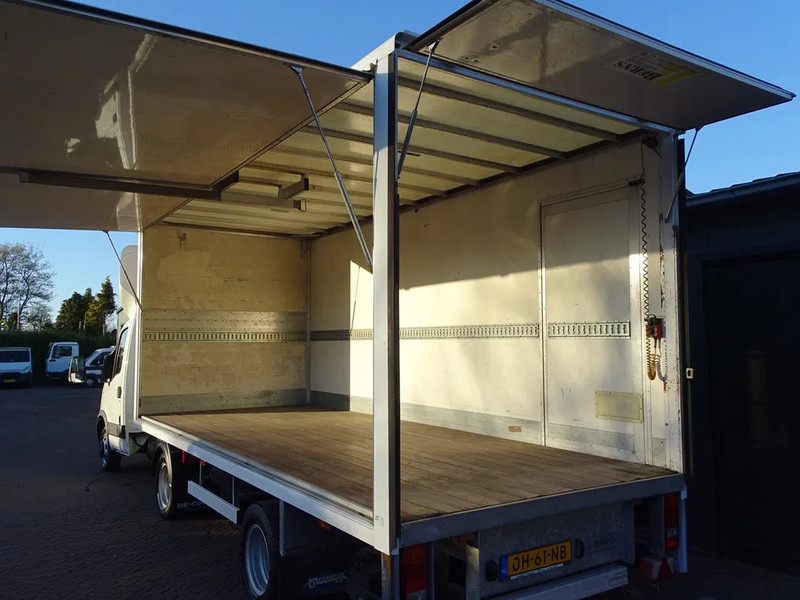 Iveco Daily 35C17 BE COMBINATIE PODIUM OPLEGGER 3800 KG LAADVERMOGEN LAADKLEP 1500 KG - Xe đầu kéo: hình 4 Iveco Daily 35C17 BE COMBINATIE PODIUM OPLEGGER 3800 KG LAADVERMOGEN LAADKLEP 1500 KG - Xe đầu kéo: hình 4