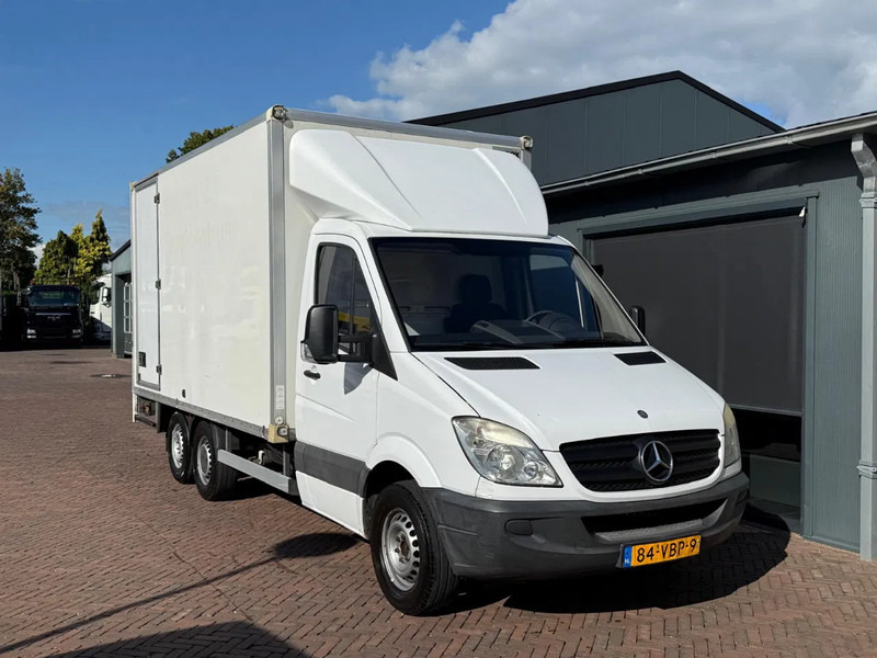 Mercedes-Benz Sprinter 311 CLixtar LBW 2.5 ton load be licence - Xe đầu kéo: hình 1 Mercedes-Benz Sprinter 311 CLixtar LBW 2.5 ton load be licence - Xe đầu kéo: hình 1
