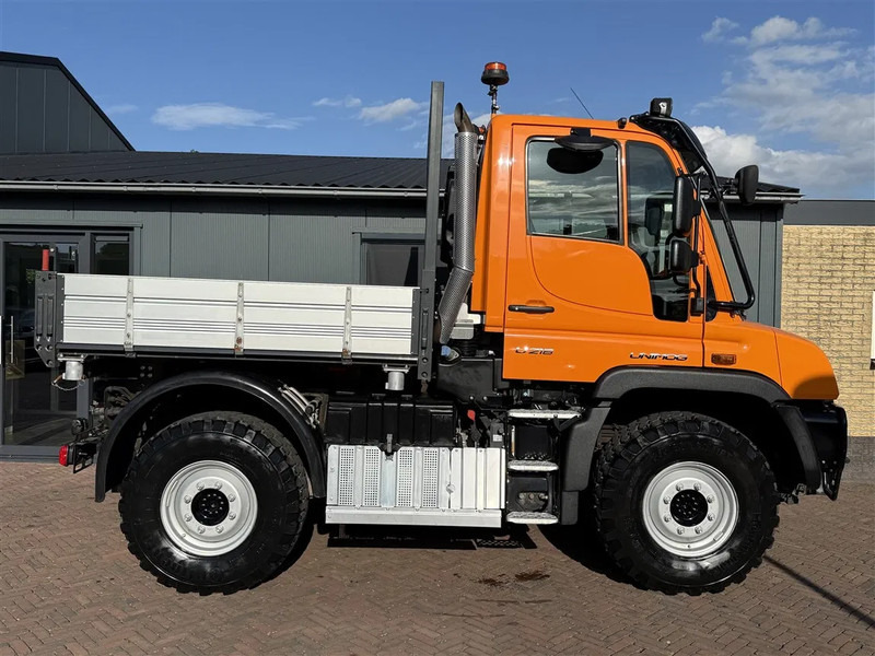 Mercedes-Benz Unimog U 218 Kipper 3 Seats 4WD AGRI Euro 6 - Xe tải: hình 2 Mercedes-Benz Unimog U 218 Kipper 3 Seats 4WD AGRI Euro 6 - Xe tải: hình 2