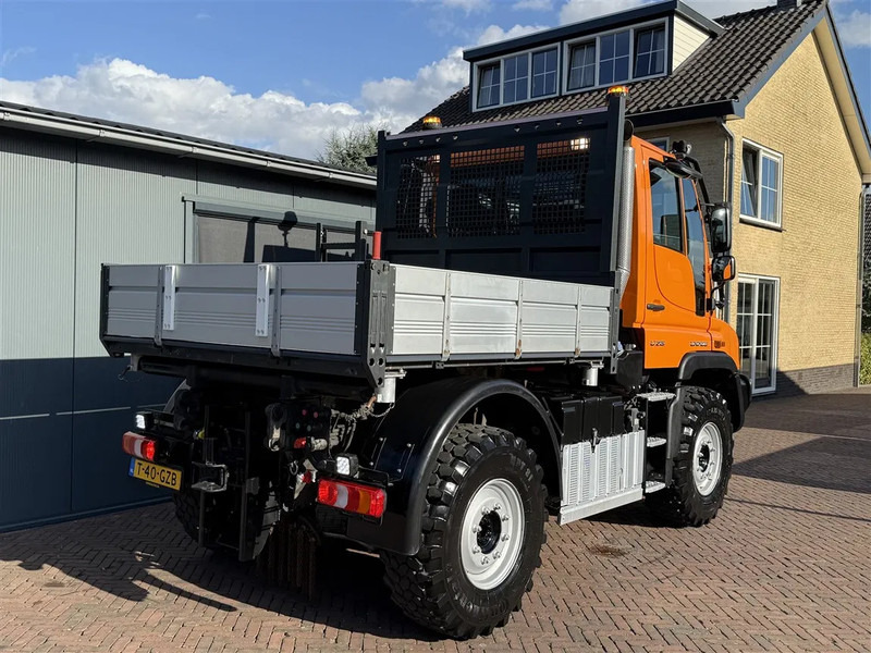 Mercedes-Benz Unimog U 218 Kipper 3 Seats 4WD AGRI Euro 6 - Xe tải: hình 3 Mercedes-Benz Unimog U 218 Kipper 3 Seats 4WD AGRI Euro 6 - Xe tải: hình 3
