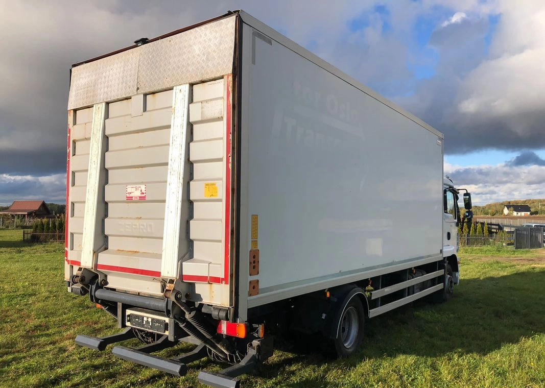 Xe tải đẳng nhiệt MAN 15.290 Winda Bok otwierany 18 Palet: hình 18