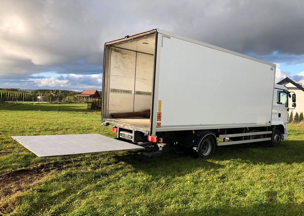 Xe tải đẳng nhiệt MAN 15.290 Winda Bok otwierany 18 Palet: hình 23