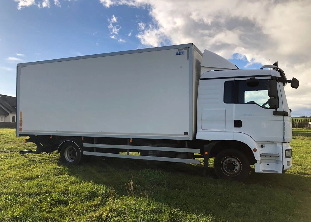 Xe tải đẳng nhiệt MAN 15.290 Winda Bok otwierany 18 Palet: hình 17