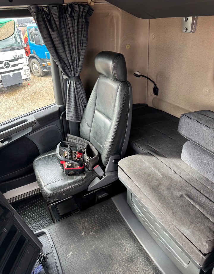 Xe cẩu tự hành SCANIA R580 V8 6X4 Palfinger PK 23002 rotator: hình 30 Xe cẩu tự hành SCANIA R580 V8 6X4 Palfinger PK 23002 rotator: hình 30