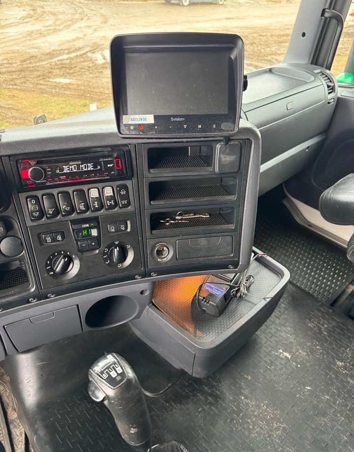 Xe cẩu tự hành SCANIA R580 V8 6X4 Palfinger PK 23002 rotator: hình 24 Xe cẩu tự hành SCANIA R580 V8 6X4 Palfinger PK 23002 rotator: hình 24