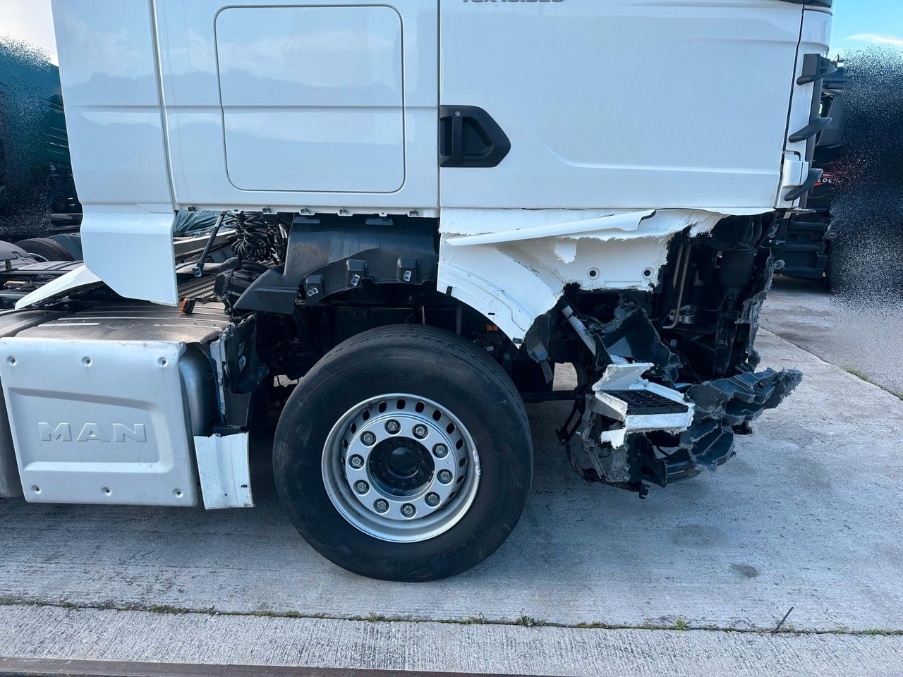MAN TGX 1.520 4X2 BLS Intarder Klima - Xe đầu kéo: hình 3 MAN TGX 1.520 4X2 BLS Intarder Klima - Xe đầu kéo: hình 3