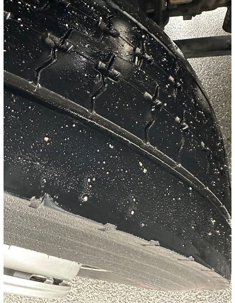 Xe đầu kéo MAN TGX 18.500: hình 12 Xe đầu kéo MAN TGX 18.500: hình 12