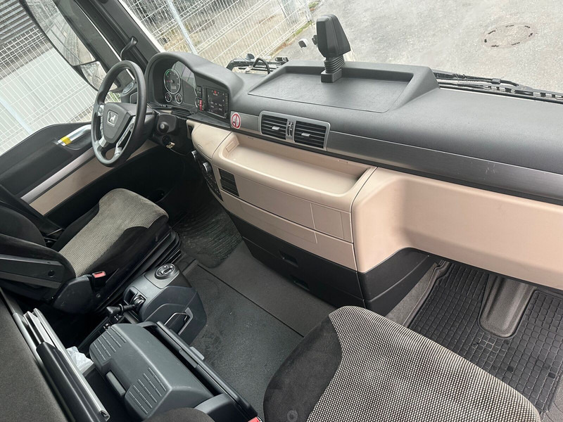Xe đầu kéo MAN TGX 18.500: hình 9 Xe đầu kéo MAN TGX 18.500: hình 9