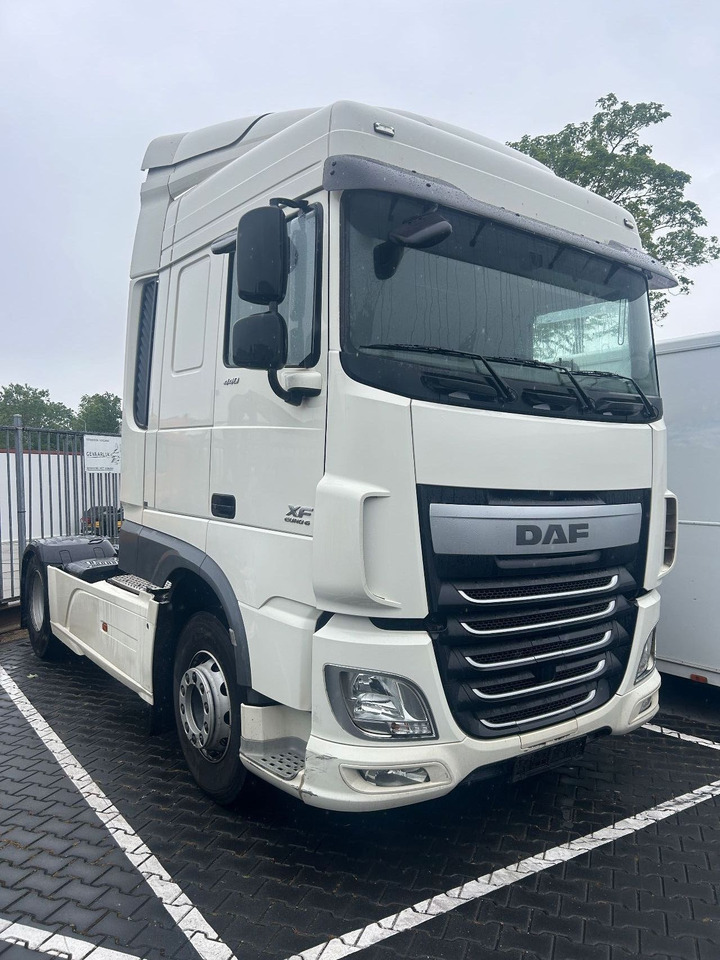 DAF XF 106.440 XF106-440 Space Cab, Full spoilers - Xe đầu kéo: hình 2 DAF XF 106.440 XF106-440 Space Cab, Full spoilers - Xe đầu kéo: hình 2