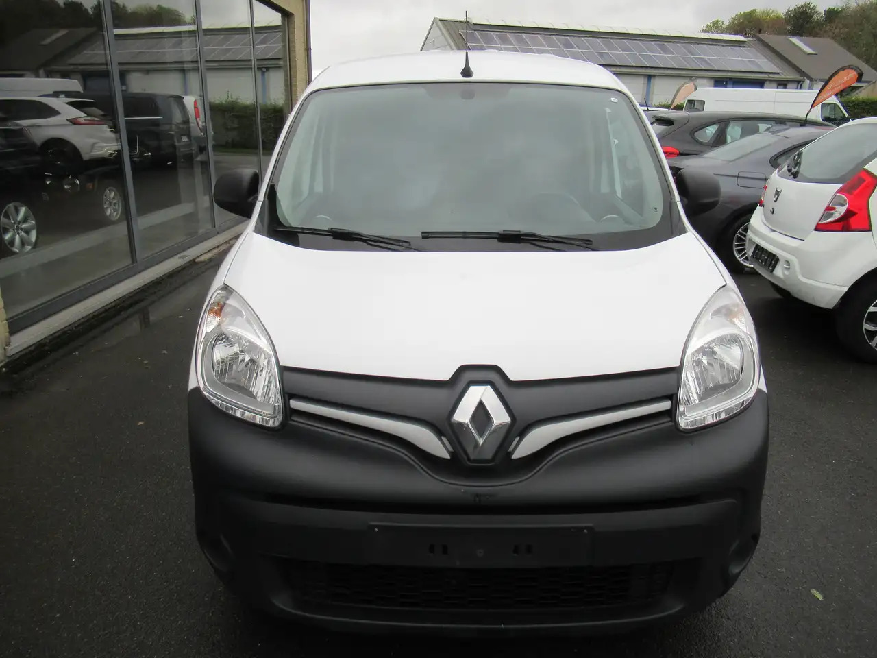 Renault Kangoo 15 DCI GRAND CONFORT CLIM 8250€+TVA/BTW - Xe van nhỏ gọn: hình 3 Renault Kangoo 15 DCI GRAND CONFORT CLIM 8250€+TVA/BTW - Xe van nhỏ gọn: hình 3