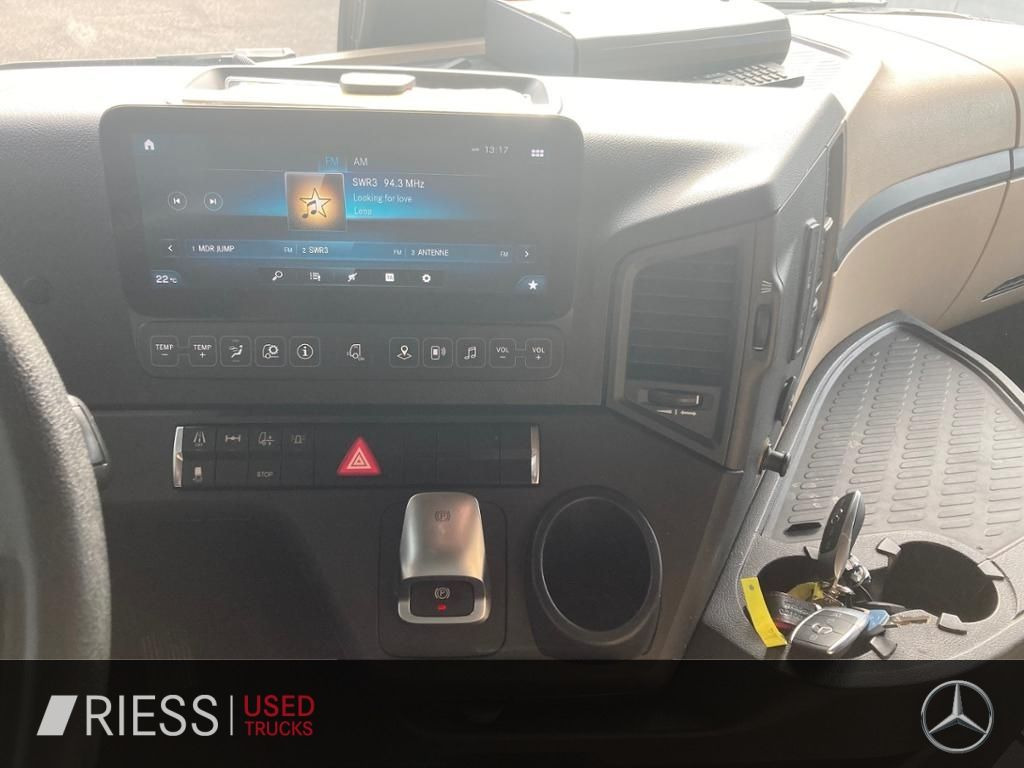 Xe đầu kéo Mercedes-Benz 1853 LS Giga Space Alcoa Hydraulik BiXenon STH Mercedes-Benz 1853 LS Giga Space Alcoa Hydraulik BiXenon STH: hình 11 Xe đầu kéo Mercedes-Benz 1853 LS Giga Space Alcoa Hydraulik BiXenon STH Mercedes-Benz 1853 LS Giga Space Alcoa Hydraulik BiXenon STH: hình 11