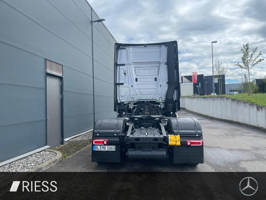 Mercedes-Benz Actros 1863 LS 4x2 Schubbodenhydraulik AUT LM - Xe tải: hình 5 Mercedes-Benz Actros 1863 LS 4x2 Schubbodenhydraulik AUT LM - Xe tải: hình 5