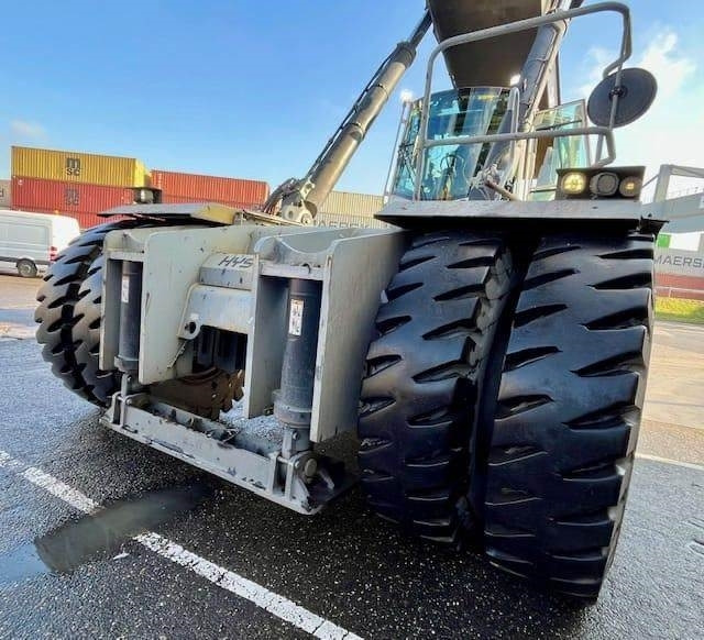 Hyster RS46-41XD/67S - Xe tiếp cận xếp chồng: hình 2 Hyster RS46-41XD/67S - Xe tiếp cận xếp chồng: hình 2