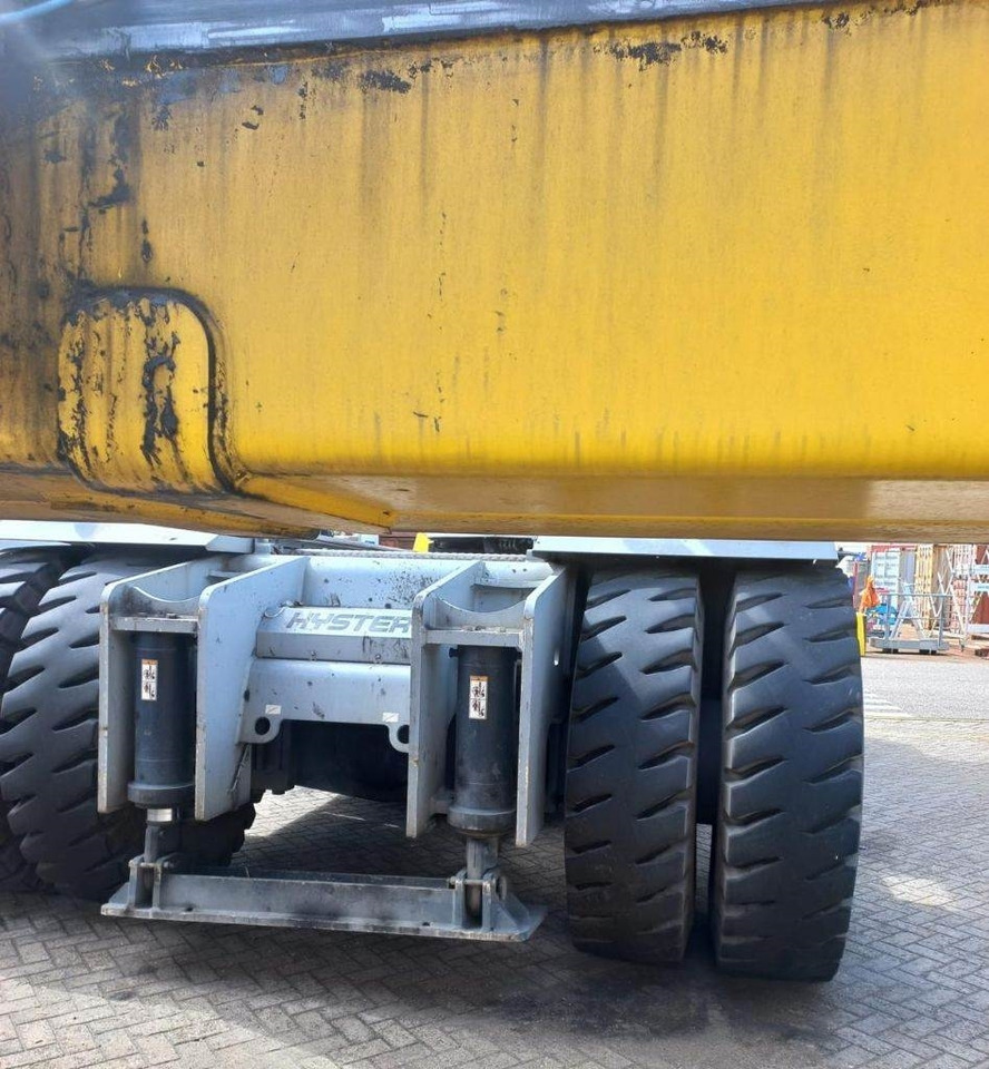 Hyster RS46-41XD/67S - Xe tiếp cận xếp chồng: hình 5 Hyster RS46-41XD/67S - Xe tiếp cận xếp chồng: hình 5