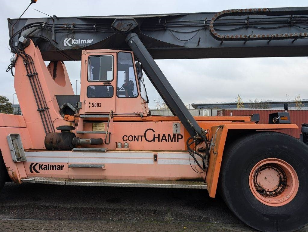 Kalmar DC4560RC4 - Xe tiếp cận xếp chồng: hình 5 Kalmar DC4560RC4 - Xe tiếp cận xếp chồng: hình 5