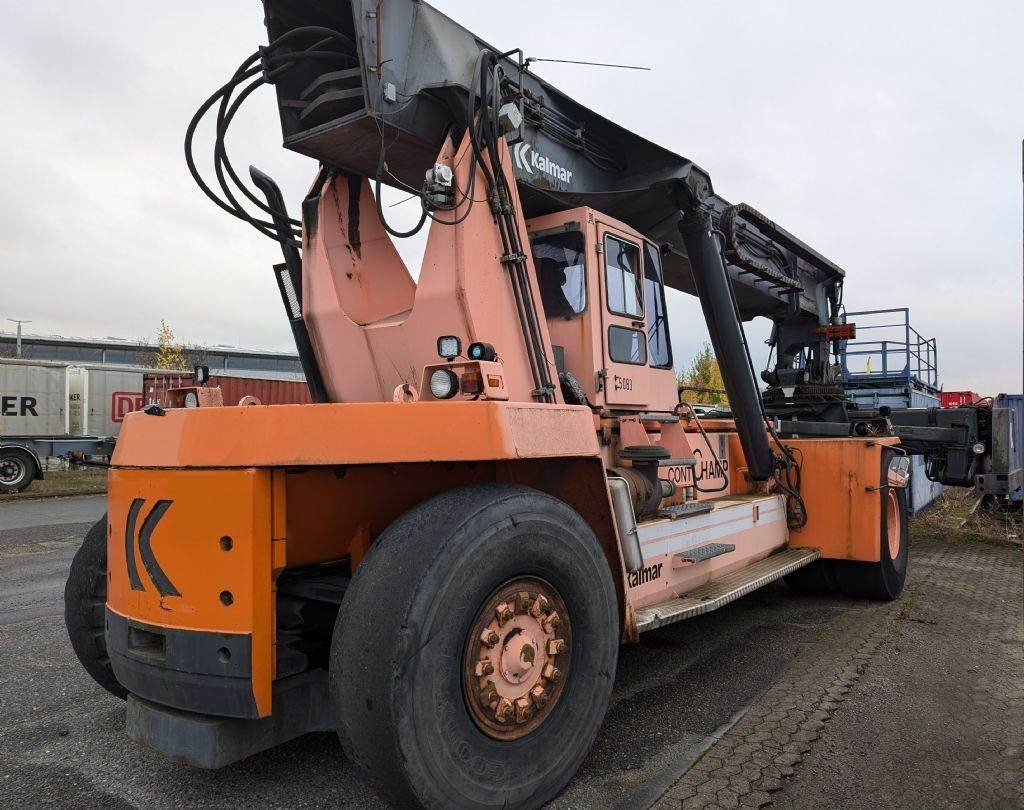 Kalmar DC4560RC4 - Xe tiếp cận xếp chồng: hình 4 Kalmar DC4560RC4 - Xe tiếp cận xếp chồng: hình 4