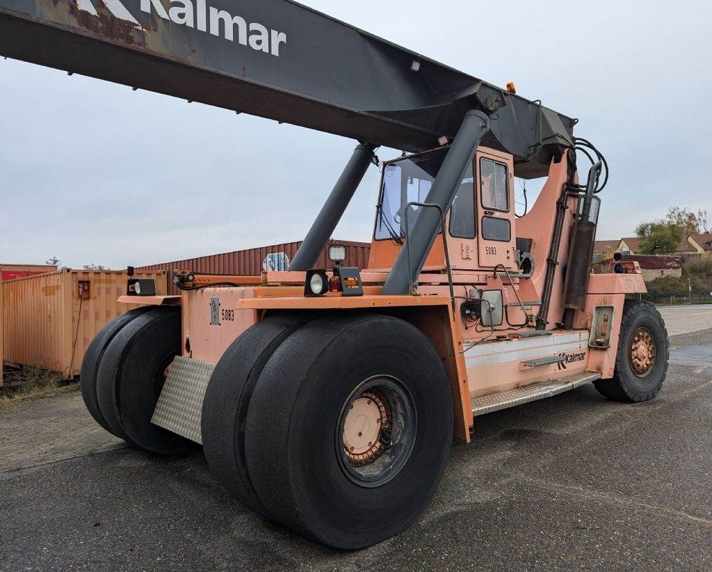 Kalmar DC4560RC4 - Xe tiếp cận xếp chồng: hình 1 Kalmar DC4560RC4 - Xe tiếp cận xếp chồng: hình 1