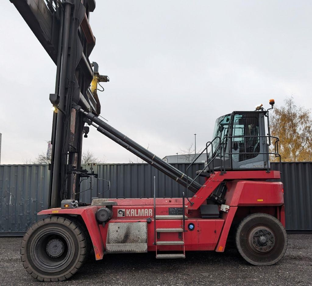 Kalmar DCG100-45ED7 - Máy nhấc container: hình 3 Kalmar DCG100-45ED7 - Máy nhấc container: hình 3
