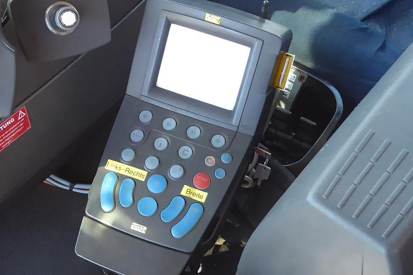 KÜPPER-WEISSER /GMEINER/BUCHER Feuchtsalzstreuer Salzstreuer Streuer - Xe tải nâng móc: hình 4 KÜPPER-WEISSER /GMEINER/BUCHER Feuchtsalzstreuer Salzstreuer Streuer - Xe tải nâng móc: hình 4