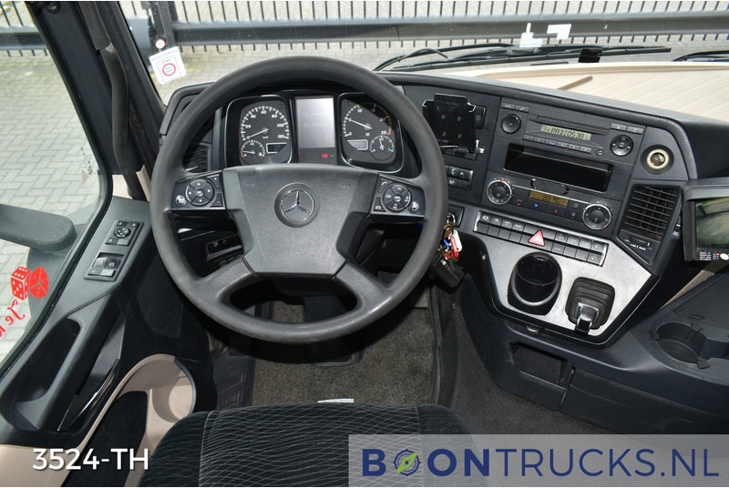 Interior photo 2: Xe đầu kéo Mercedes-Benz Actros 1842 LS 4x2 | EURO6 * NL TRUCK * APK 04-2026!
