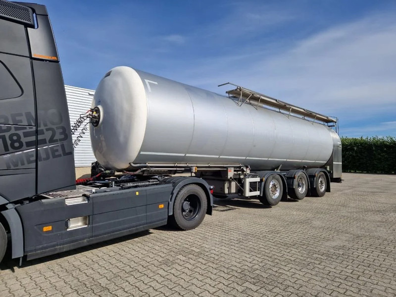 G.magyar 36000 liter geïsoleerde intra / melk tankoplegger met VSE Besturing en pomp - Sơ mi rơ moóc bồn: hình 1 G.magyar 36000 liter geïsoleerde intra / melk tankoplegger met VSE Besturing en pomp - Sơ mi rơ moóc bồn: hình 1