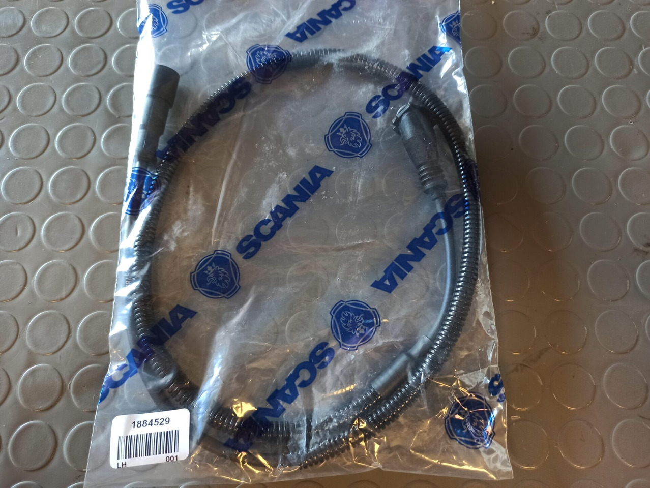 SCANIA CABLE HARNESS - 1884529 - Cáp/ Dây nịt cho Xe tải: hình 1 SCANIA CABLE HARNESS - 1884529 - Cáp/ Dây nịt cho Xe tải: hình 1