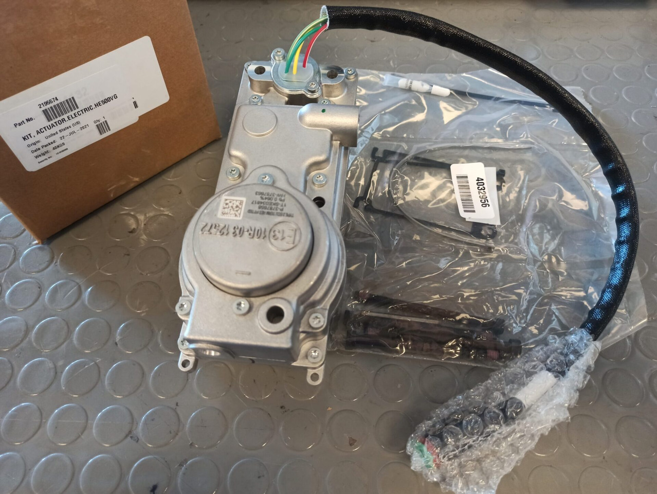 SCANIA TURBOCHARGER ACTUATOR REPAIR KIT - 2195574 - Bộ tăng áp cho Xe tải: hình 1 SCANIA TURBOCHARGER ACTUATOR REPAIR KIT - 2195574 - Bộ tăng áp cho Xe tải: hình 1