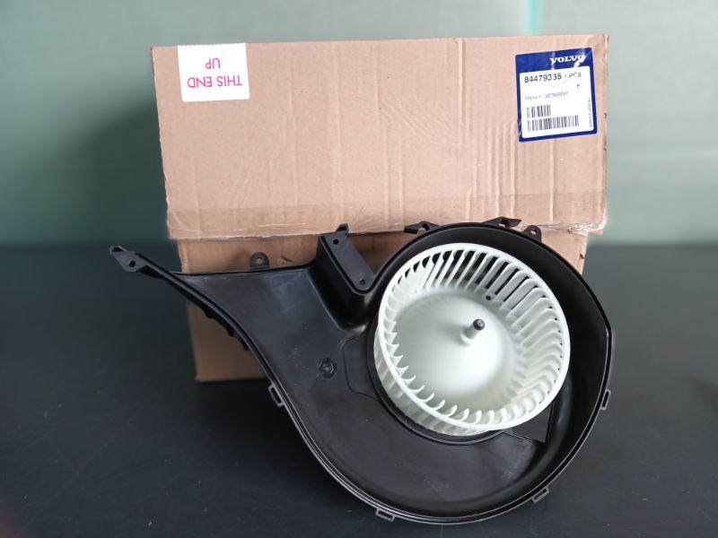 VOLVO FAN MOTOR - 84479335 - Quạt cho Xe tải: hình 1 VOLVO FAN MOTOR - 84479335 - Quạt cho Xe tải: hình 1