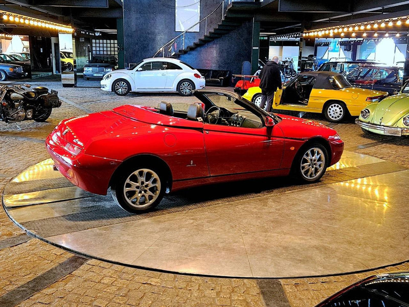 Alfa Romeo Spider (916 - update 3) _ 2.0 TS - Sedan: hình 2 Alfa Romeo Spider (916 - update 3) _ 2.0 TS - Sedan: hình 2
