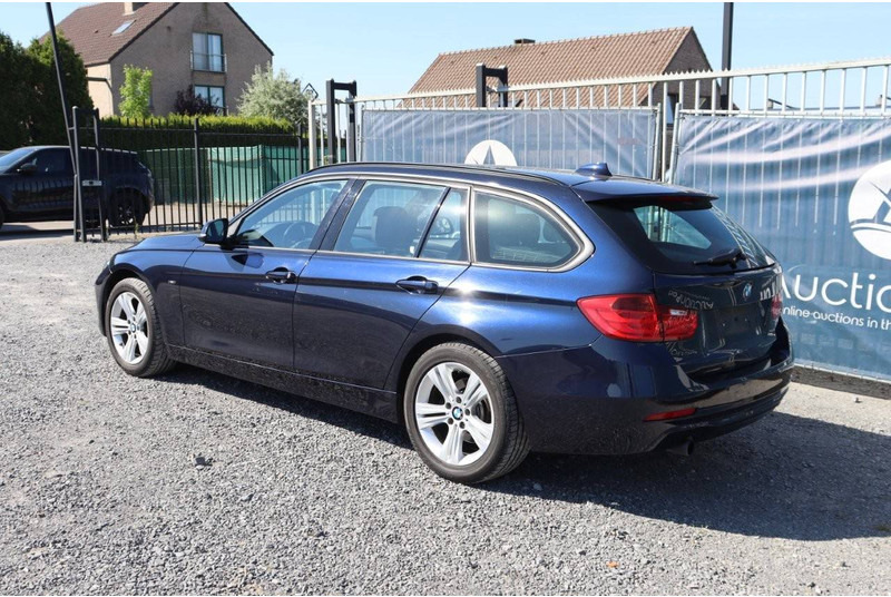 BMW 3 Serie 318d - Xe hơi: hình 3 BMW 3 Serie 318d - Xe hơi: hình 3
