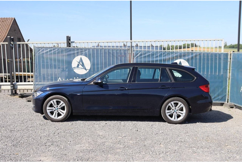BMW 3 Serie 318d - Xe hơi: hình 2 BMW 3 Serie 318d - Xe hơi: hình 2