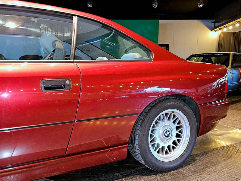 BMW 850iA - Xe hơi: hình 5 BMW 850iA - Xe hơi: hình 5