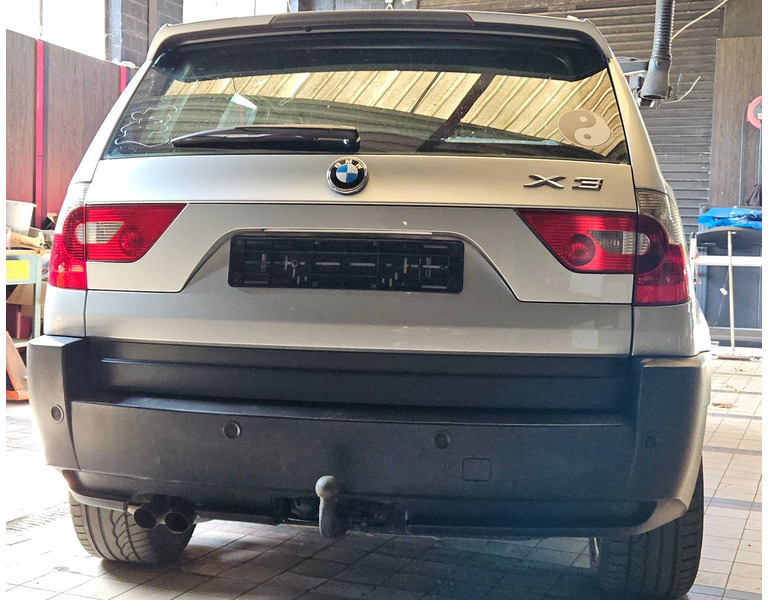 BMW X3 _ 3.0i Automatic - Sedan: hình 4 BMW X3 _ 3.0i Automatic - Sedan: hình 4