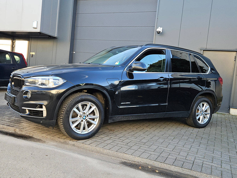 BMW X5 Drive 40e IPerformance - SUV: hình 1 BMW X5 Drive 40e IPerformance - SUV: hình 1