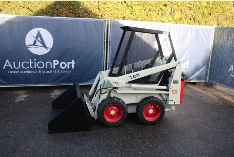 Bobcat 315 - Máy xúc lật bánh lốp: hình 1 Bobcat 315 - Máy xúc lật bánh lốp: hình 1