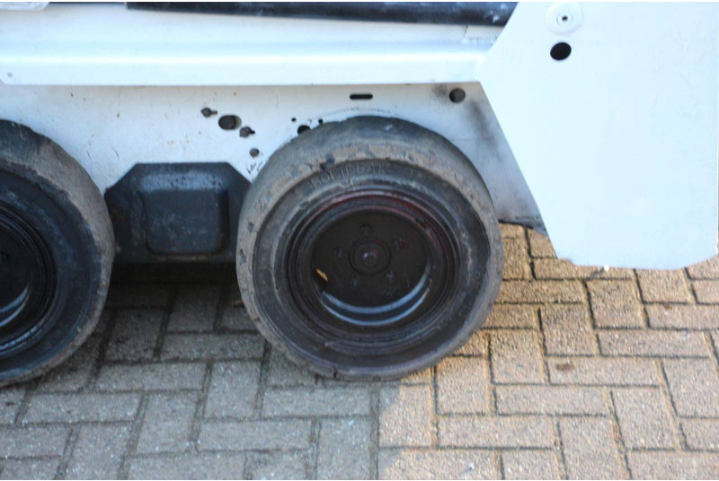 Máy xúc lật bánh lốp Bobcat 463: hình 13