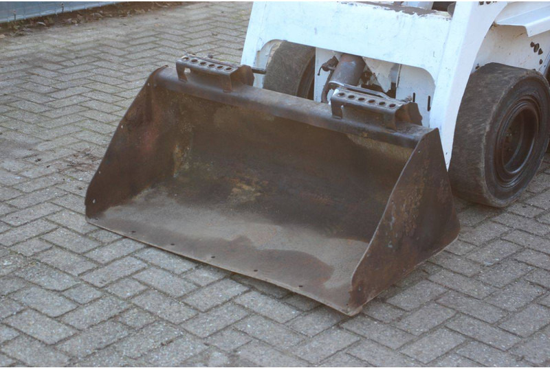Máy xúc lật bánh lốp Bobcat 463: hình 9