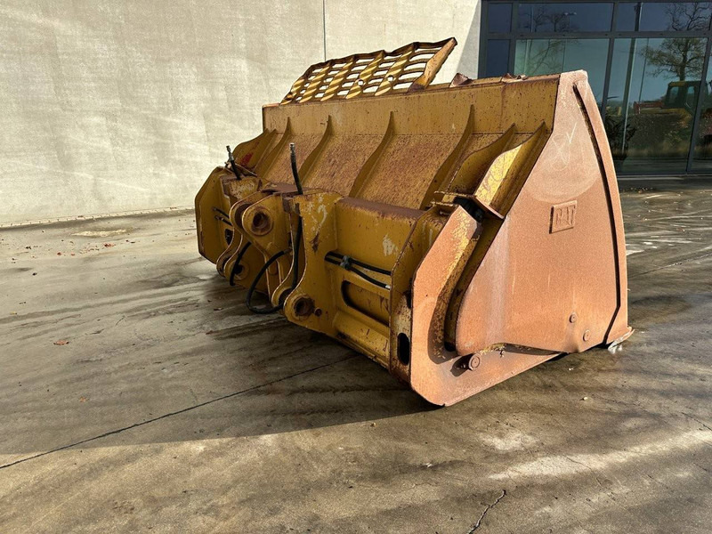 Cat CH-09-000132-15 - Gầu: hình 3 Cat CH-09-000132-15 - Gầu: hình 3