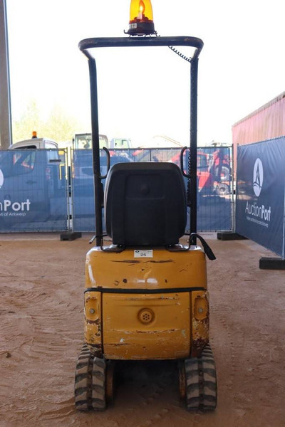 Caterpillar 300.9D - Máy xúc mini: hình 4 Caterpillar 300.9D - Máy xúc mini: hình 4