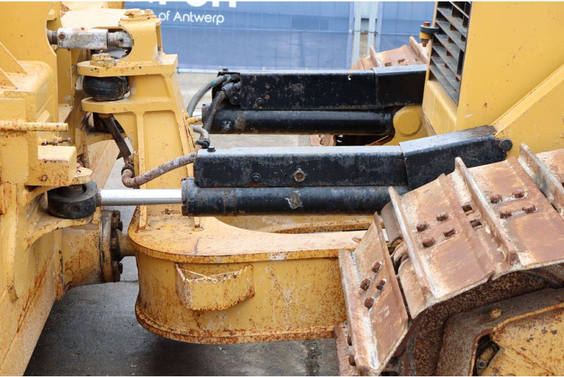 Máy ủi Caterpillar D6N LGP: hình 13 Máy ủi Caterpillar D6N LGP: hình 13