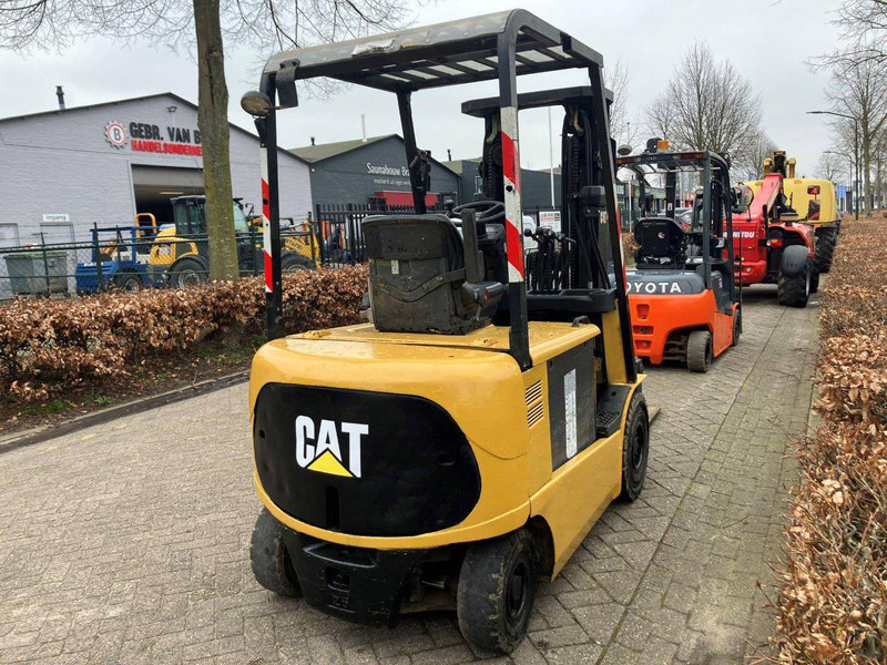 Caterpillar EP25K-PAC - Xe nâng điện: hình 5 Caterpillar EP25K-PAC - Xe nâng điện: hình 5