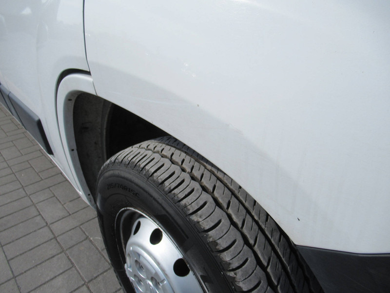 Xe van chở hàng Citroën Jumper 2.2 BlueHDI: hình 16