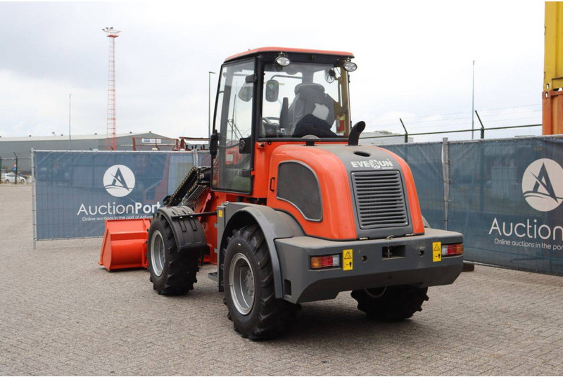 Everun ER2500 - Máy xúc lật bánh lốp: hình 4 Everun ER2500 - Máy xúc lật bánh lốp: hình 4