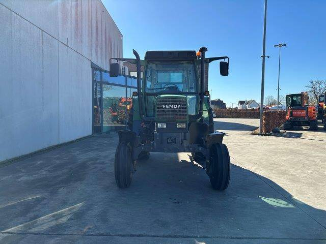 Fendt Farmer 308C - Máy cày: hình 2 Fendt Farmer 308C - Máy cày: hình 2
